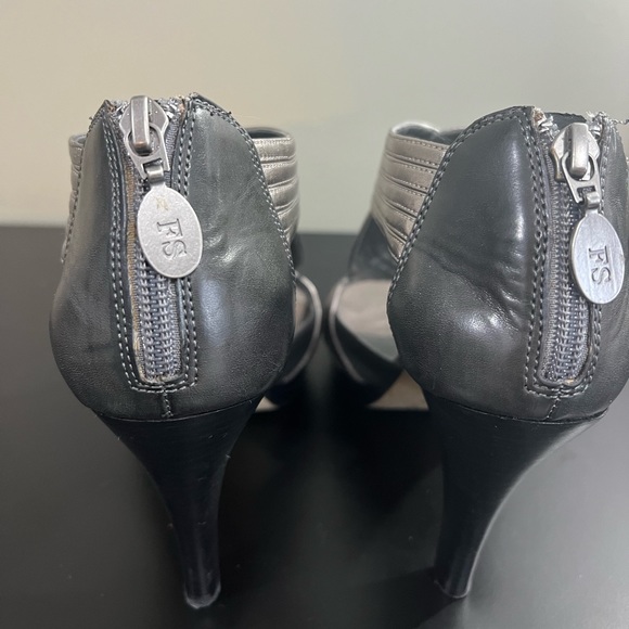 EUC Franco Sarto Metallic Silver and Dark Grey Heels 8.5 - Picture 15 of 15